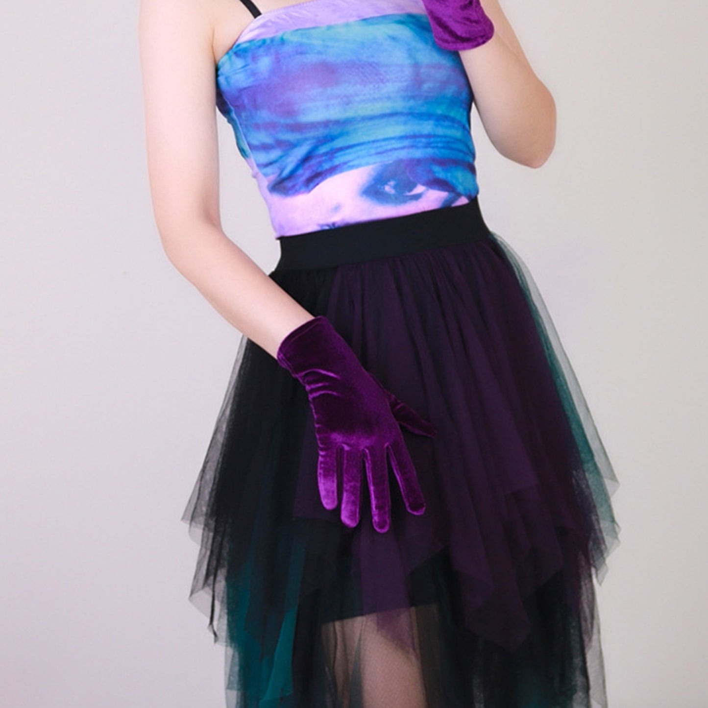 Dark Purple Velvet Gloves - Quaworth