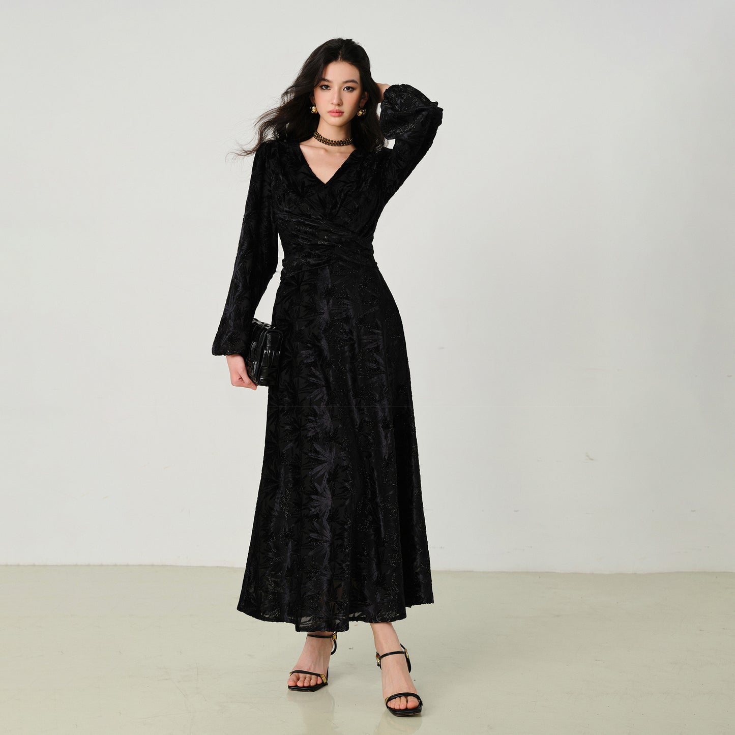 Jacquard V Neck Long Flare Sleeve Floral A-Line Maxi Dress - Quaworth