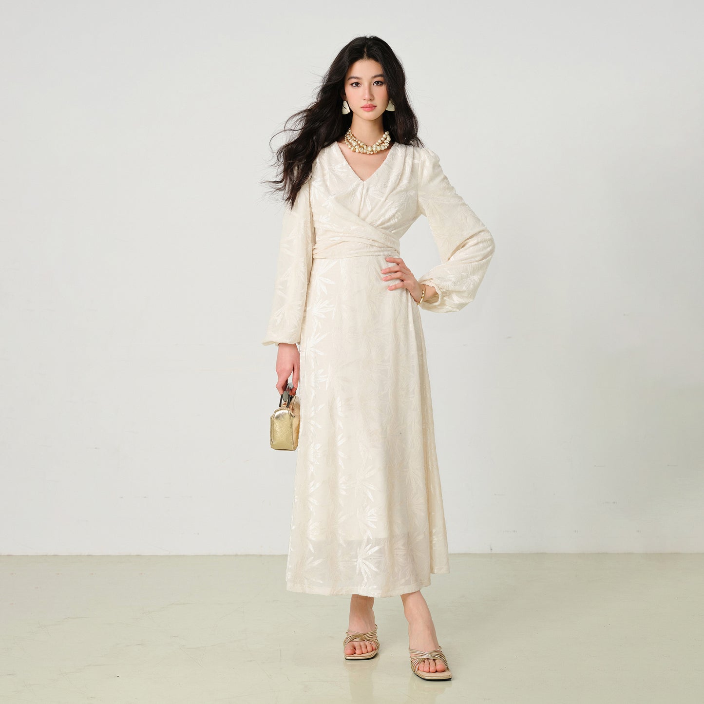 Jacquard V Neck Long Flare Sleeve Floral A-Line Maxi Dress - Quaworth