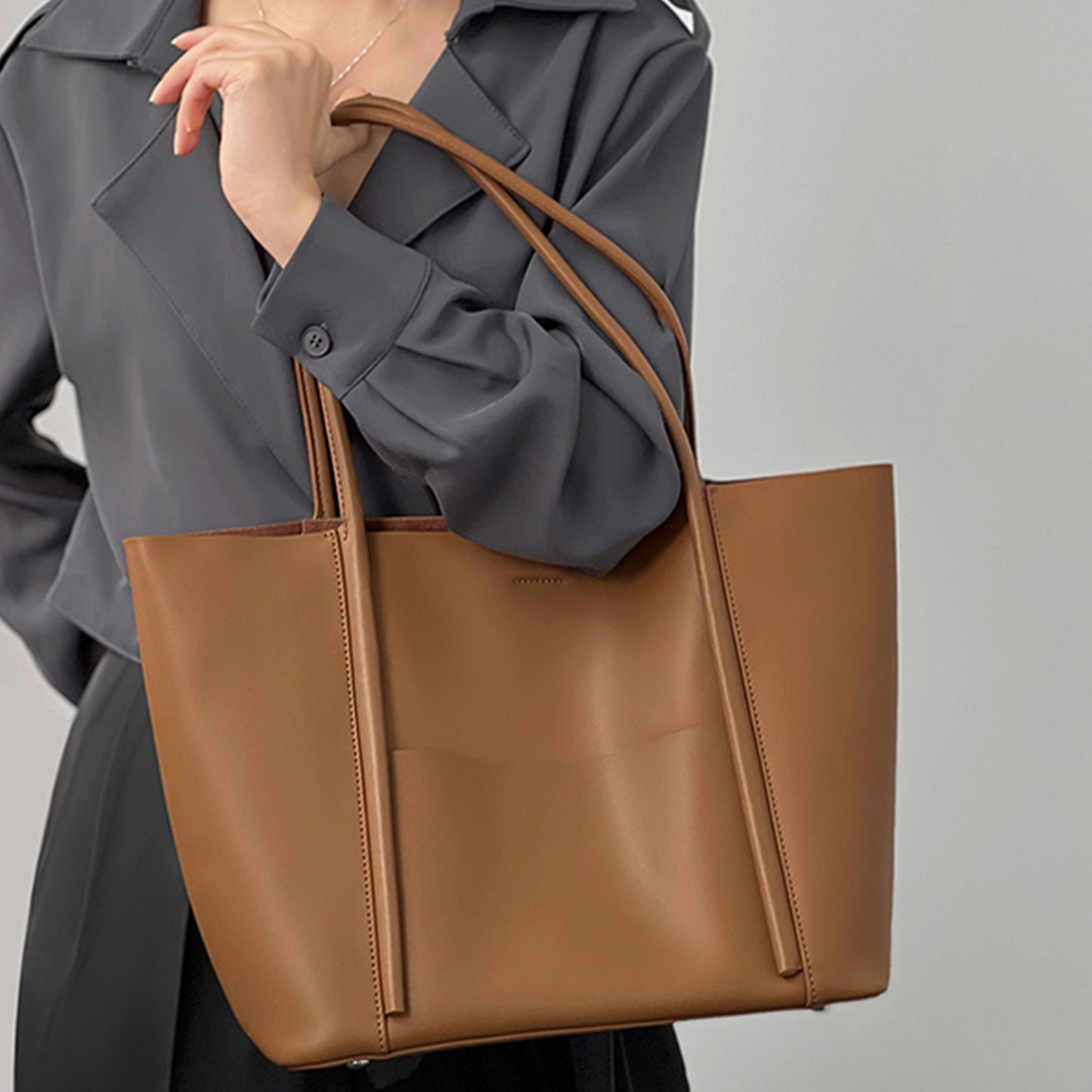 Large Capacity Daily Leather Tote Bag