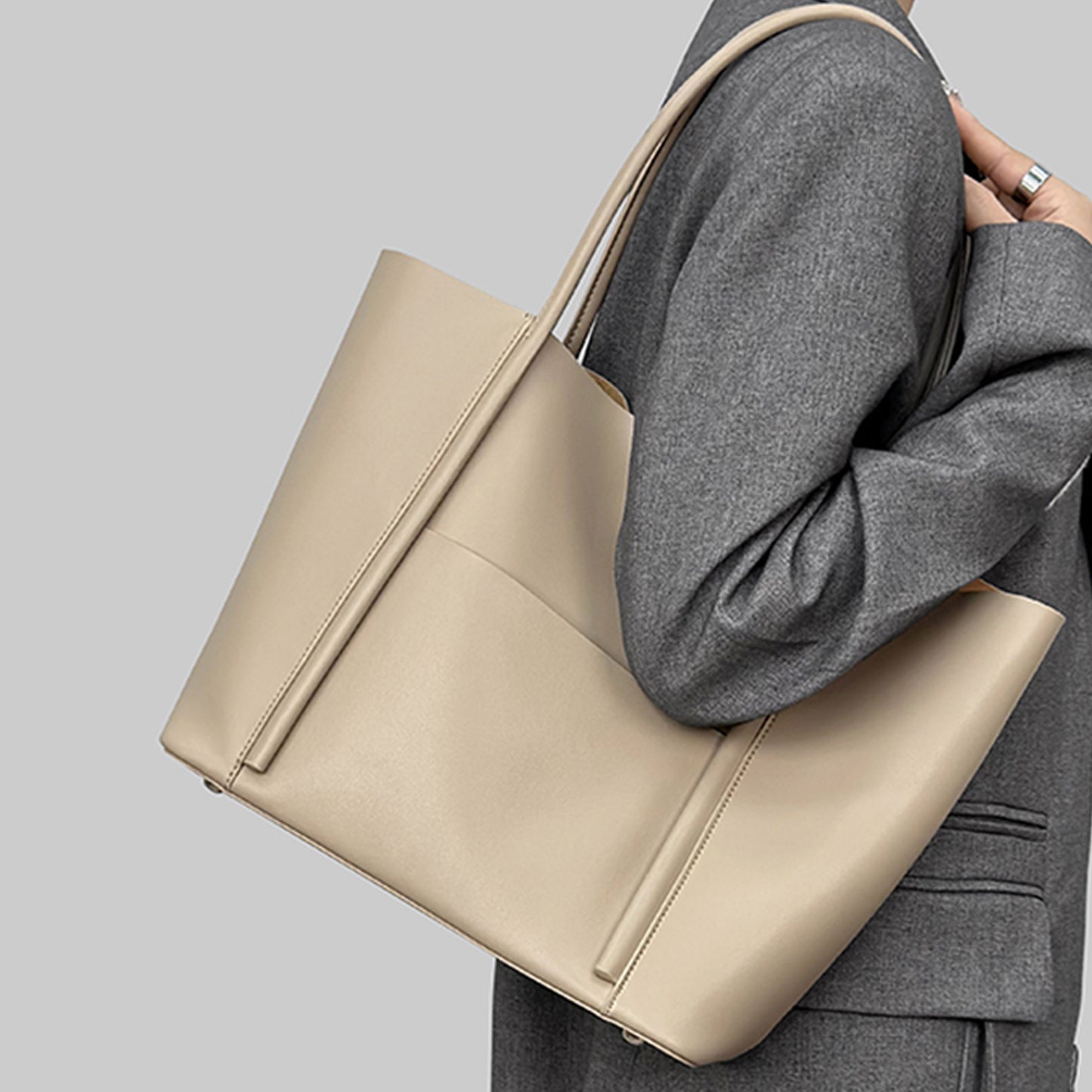 Large Capacity Daily Leather Tote Bag
