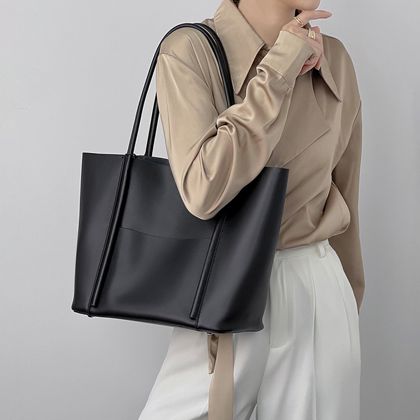 Large Capacity Daily Leather Tote Bag