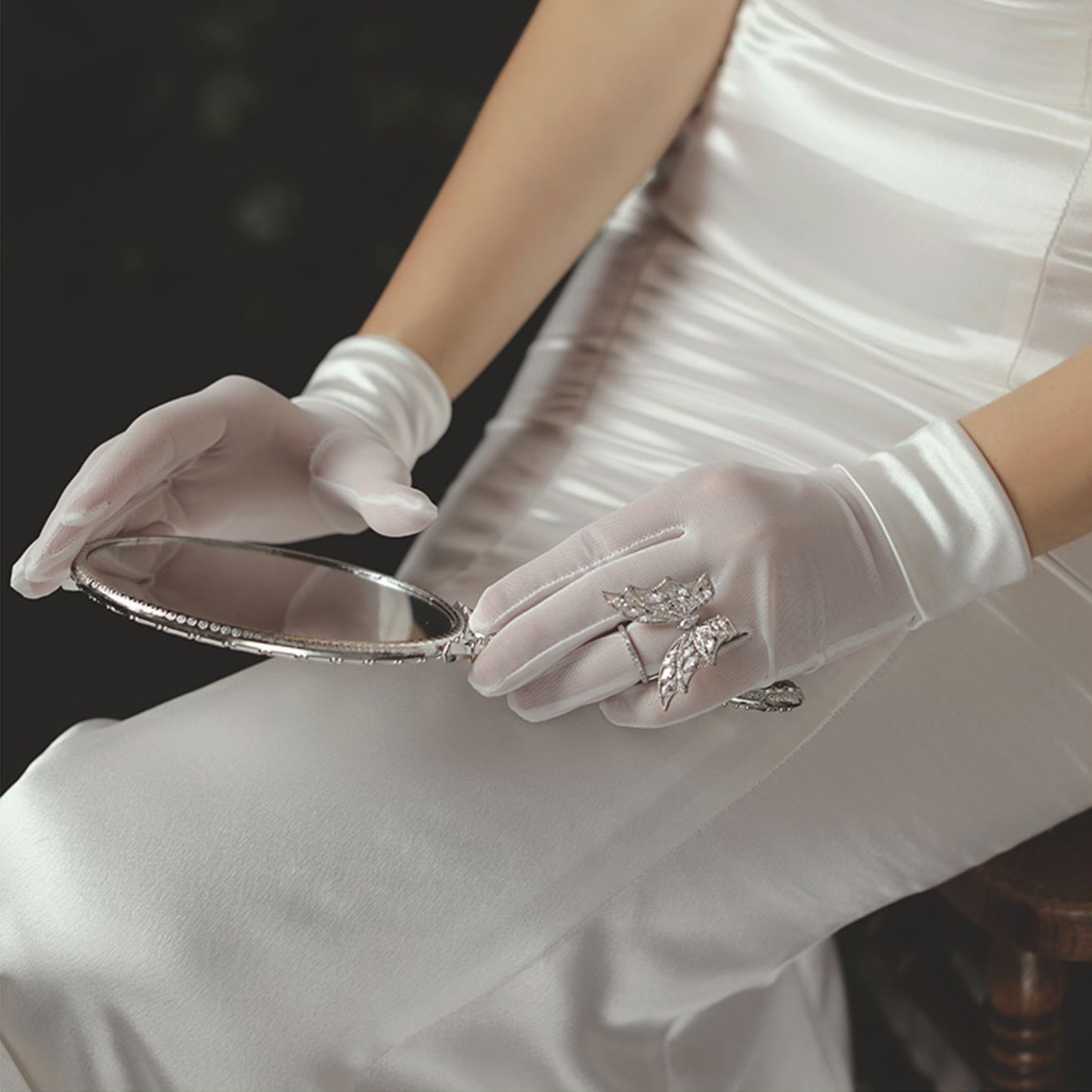 Mesh Satin Cuff Wrist Gloves - Quaworth
