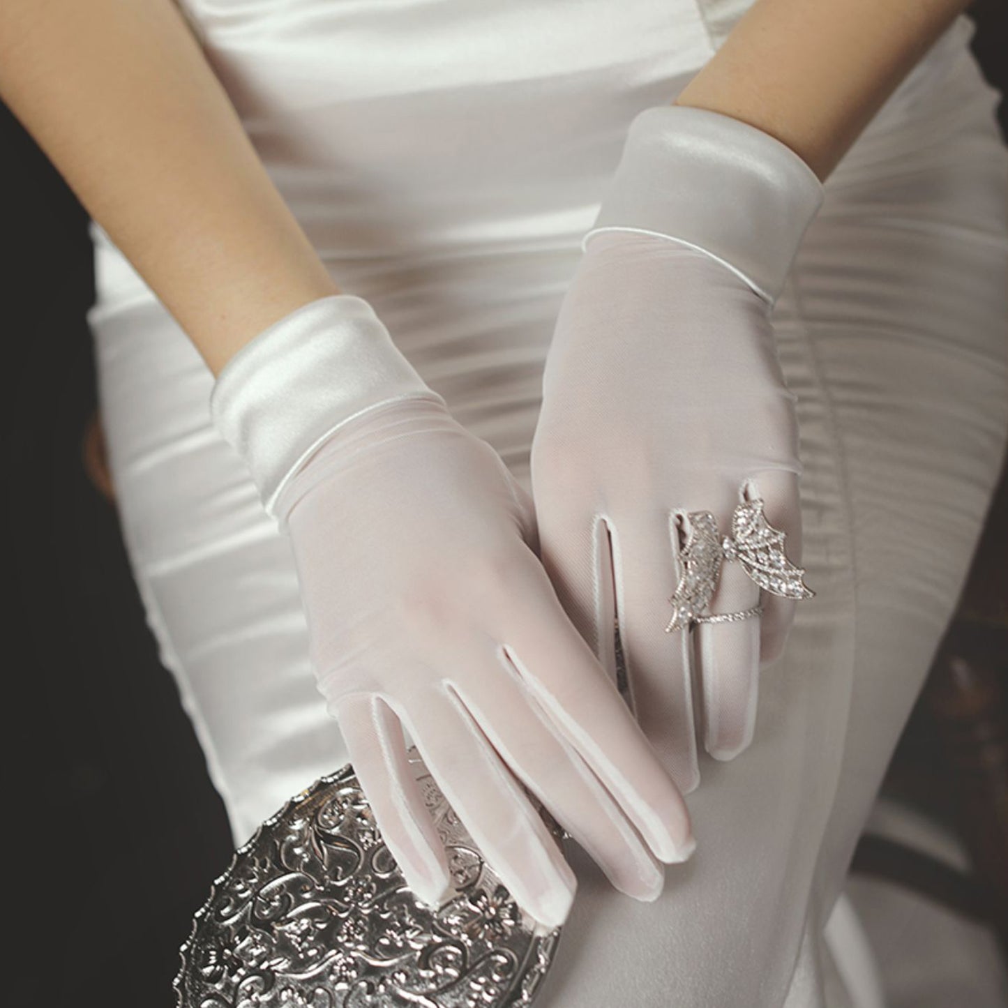 Mesh Satin Cuff Wrist Gloves - Quaworth