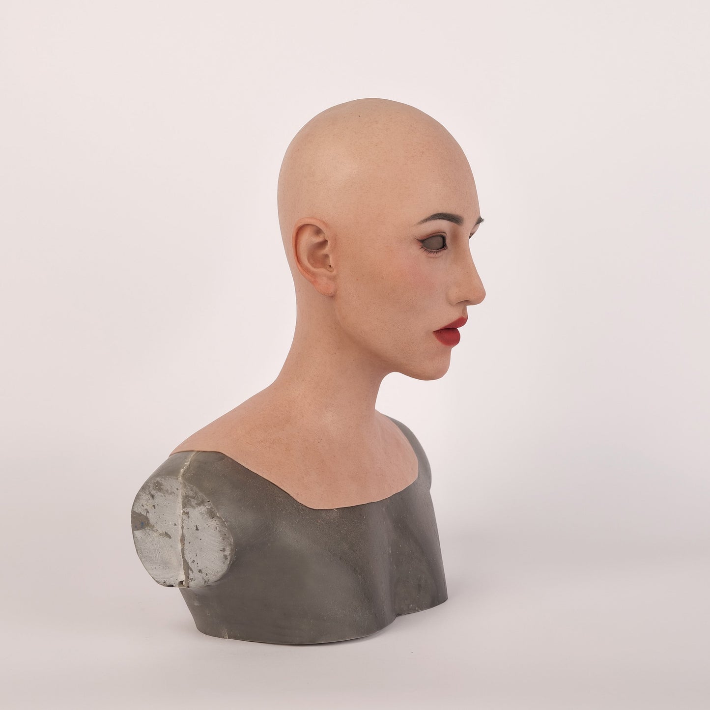Molly 2 Silicone Mask Beauty Version - Quaworth