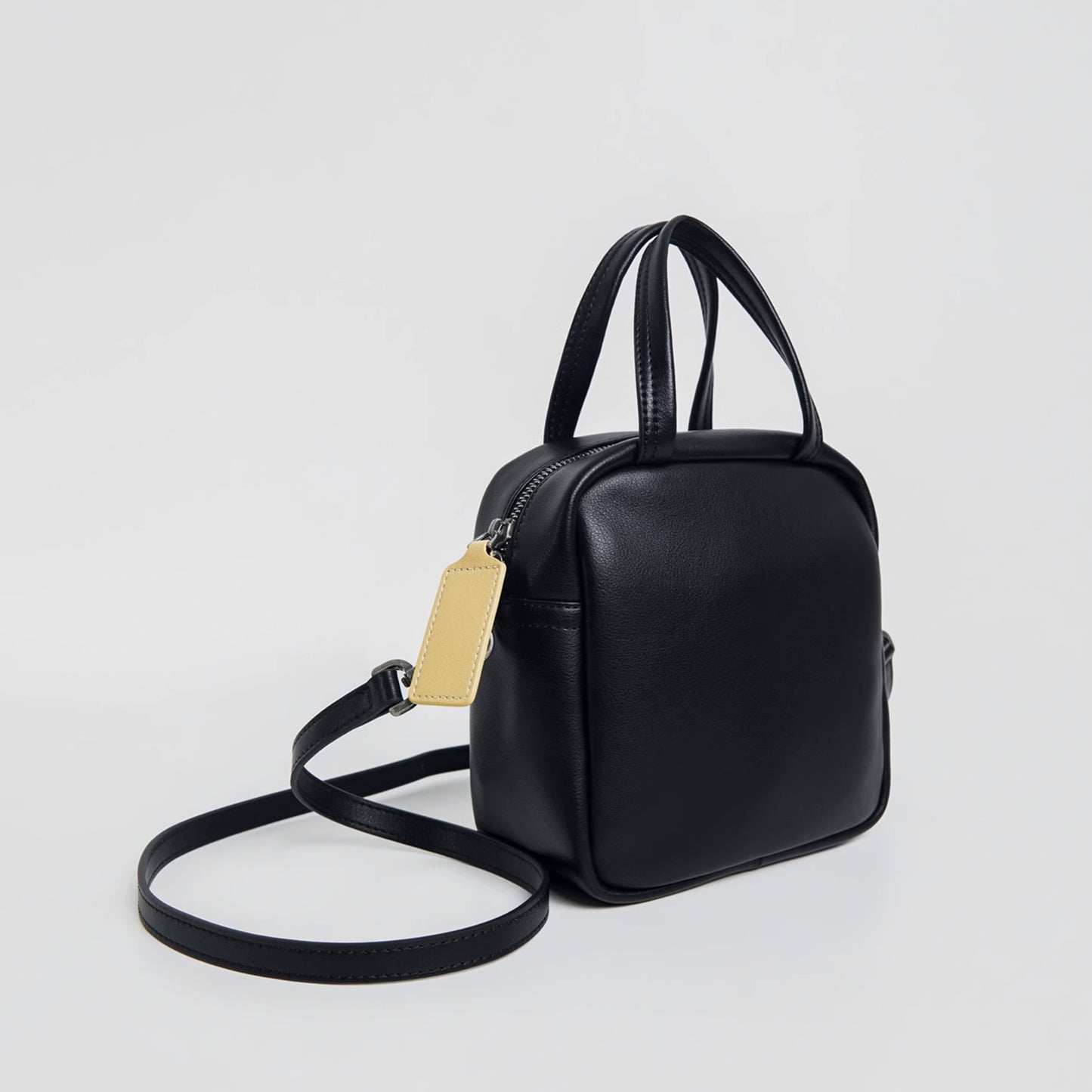 Black Sugar Cream Crossbody Rounded Corner Square Bag - Quaworth