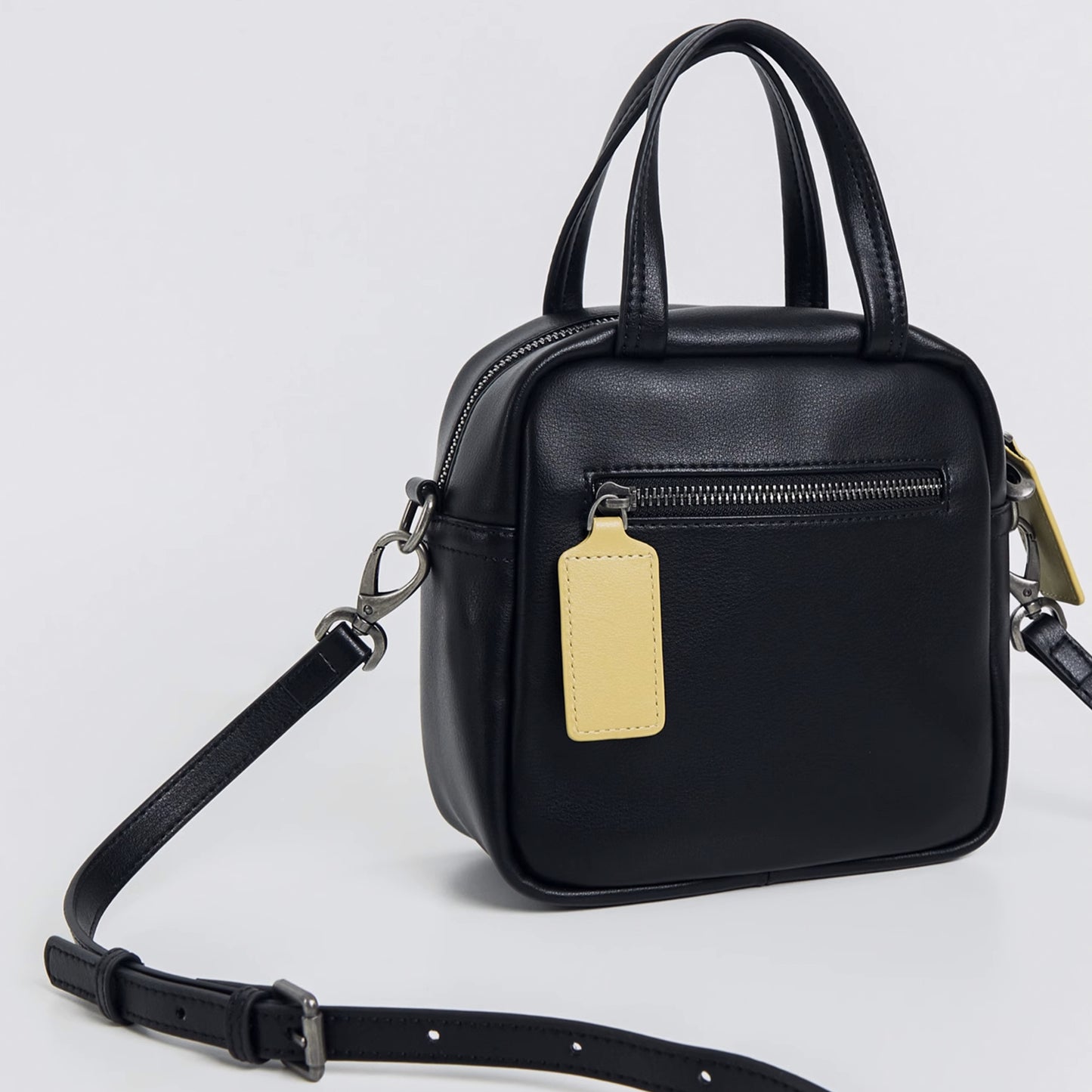 Black Sugar Cream Crossbody Rounded Corner Square Bag - Quaworth
