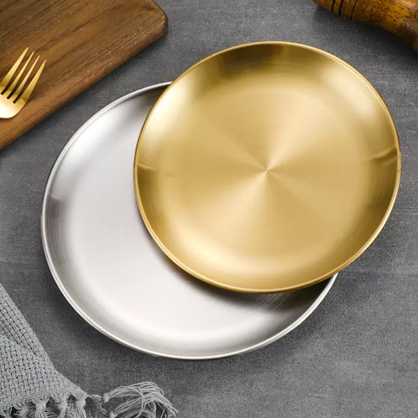 Stainless Steel Brushed Round Dinner Plate - Quaworth