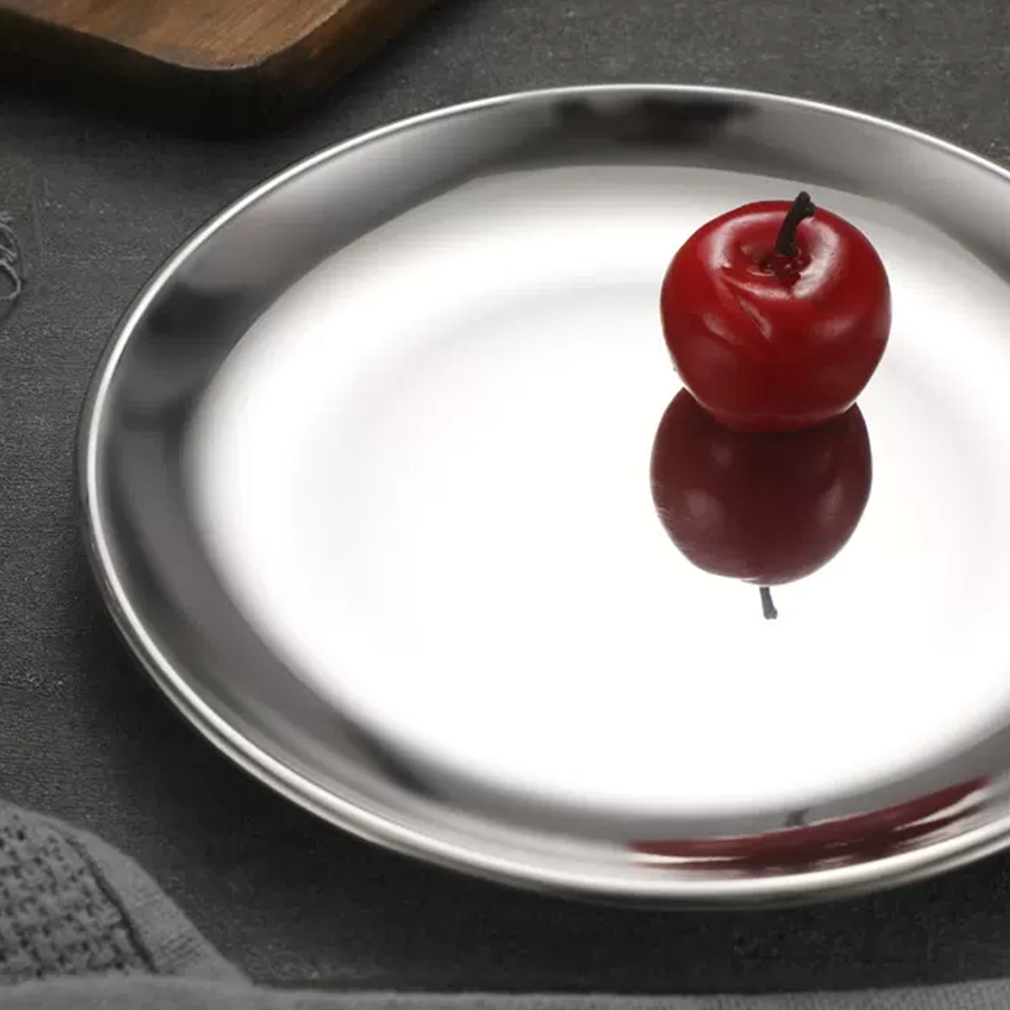 Stainless Steel Brushed Round Dinner Plate - Quaworth