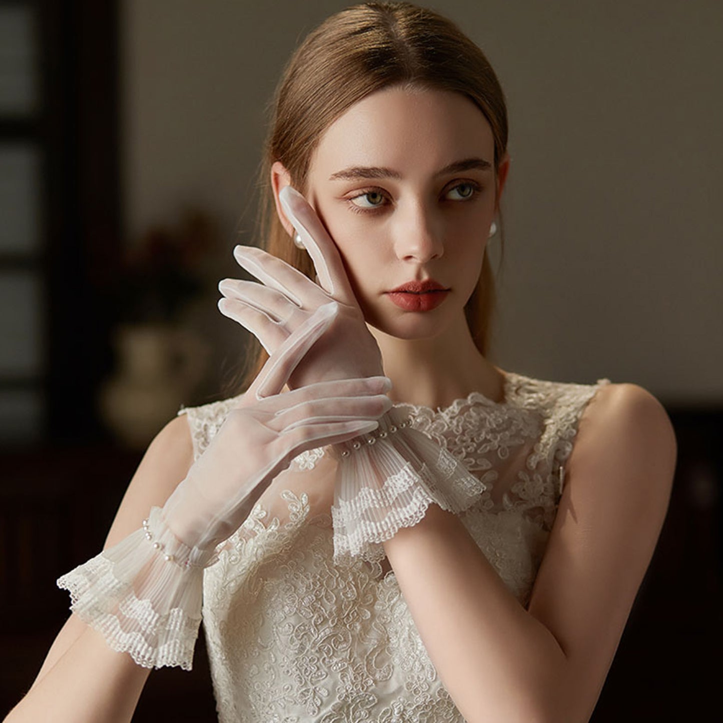 Tulle Frill Pearl Cuff Wrist Gloves - Quaworth
