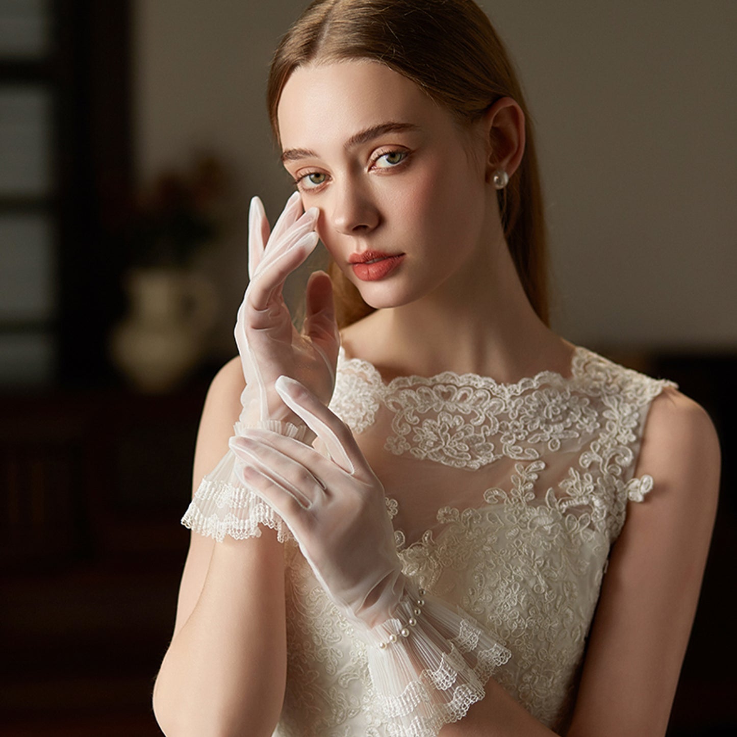 Tulle Frill Pearl Cuff Wrist Gloves - Quaworth
