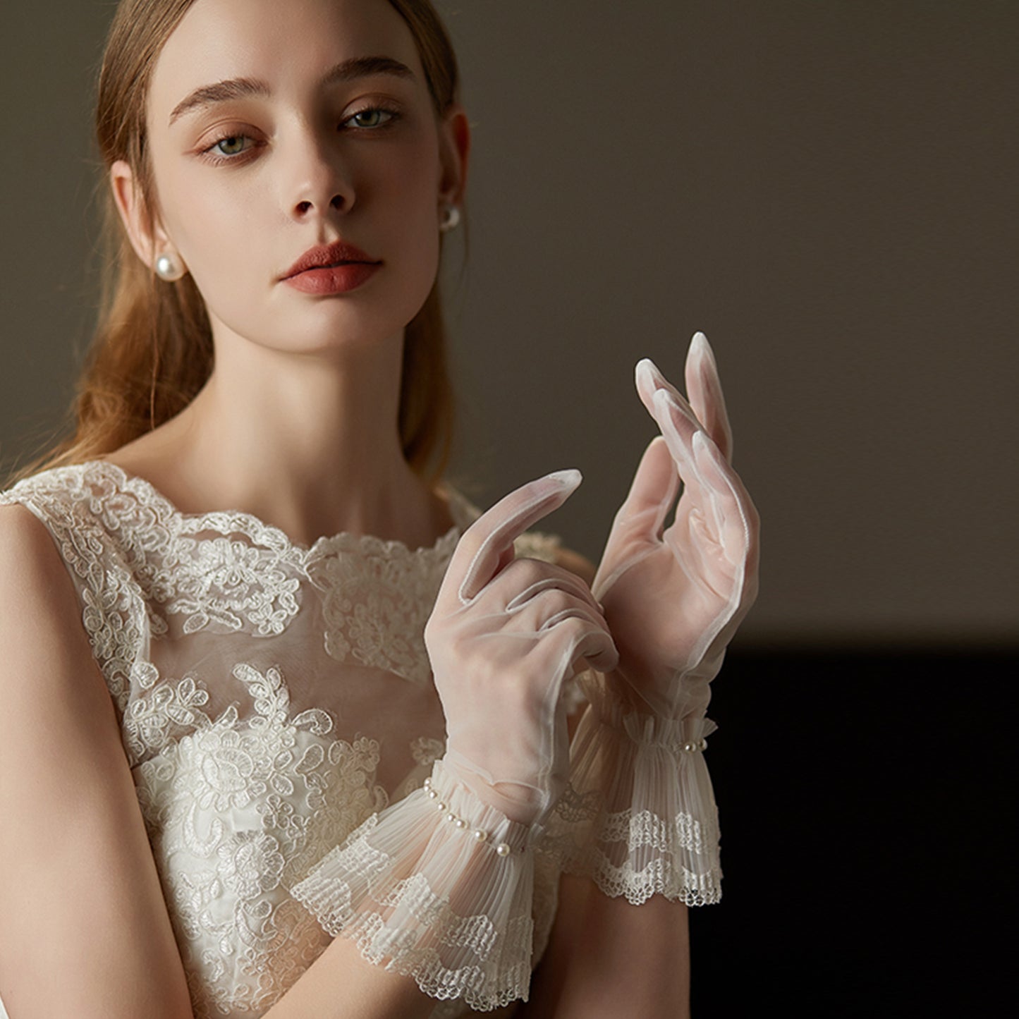 Tulle Frill Pearl Cuff Wrist Gloves - Quaworth