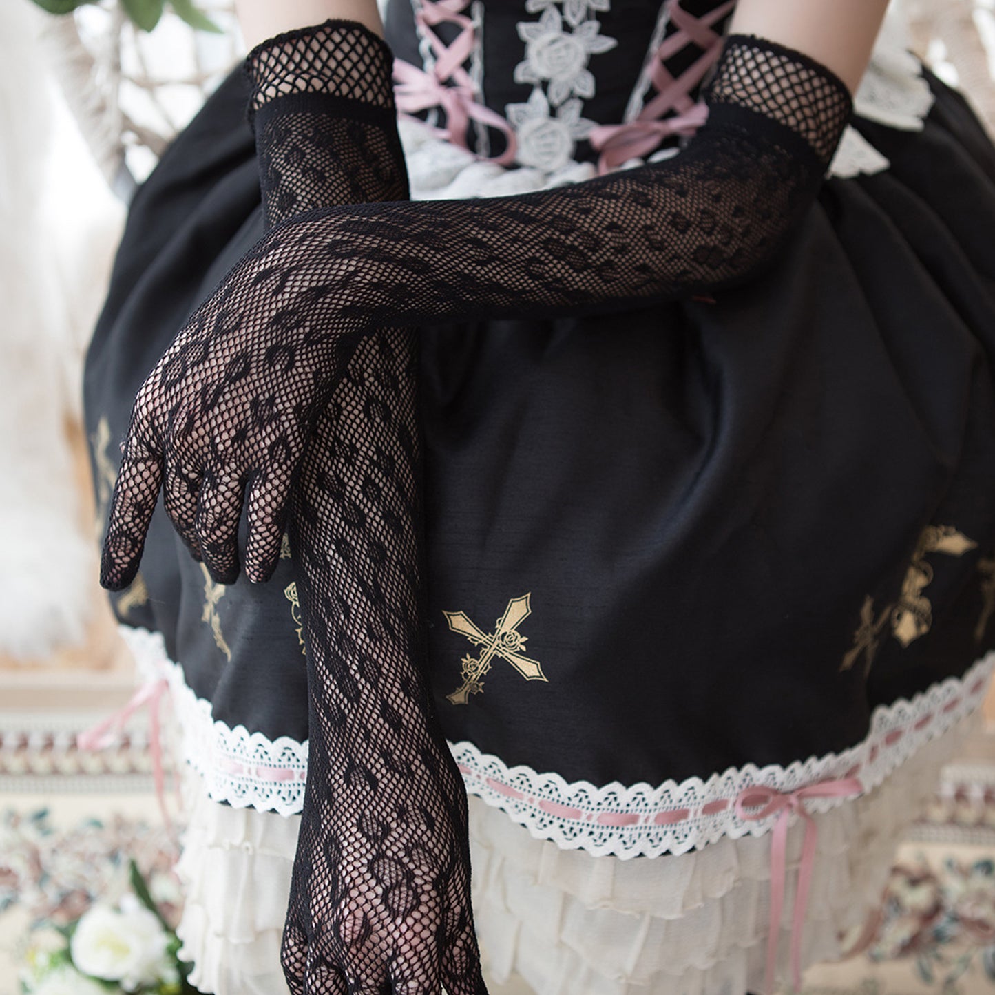Fishnet Mesh Floral Jacquard Over Elbow Gloves - Quaworth