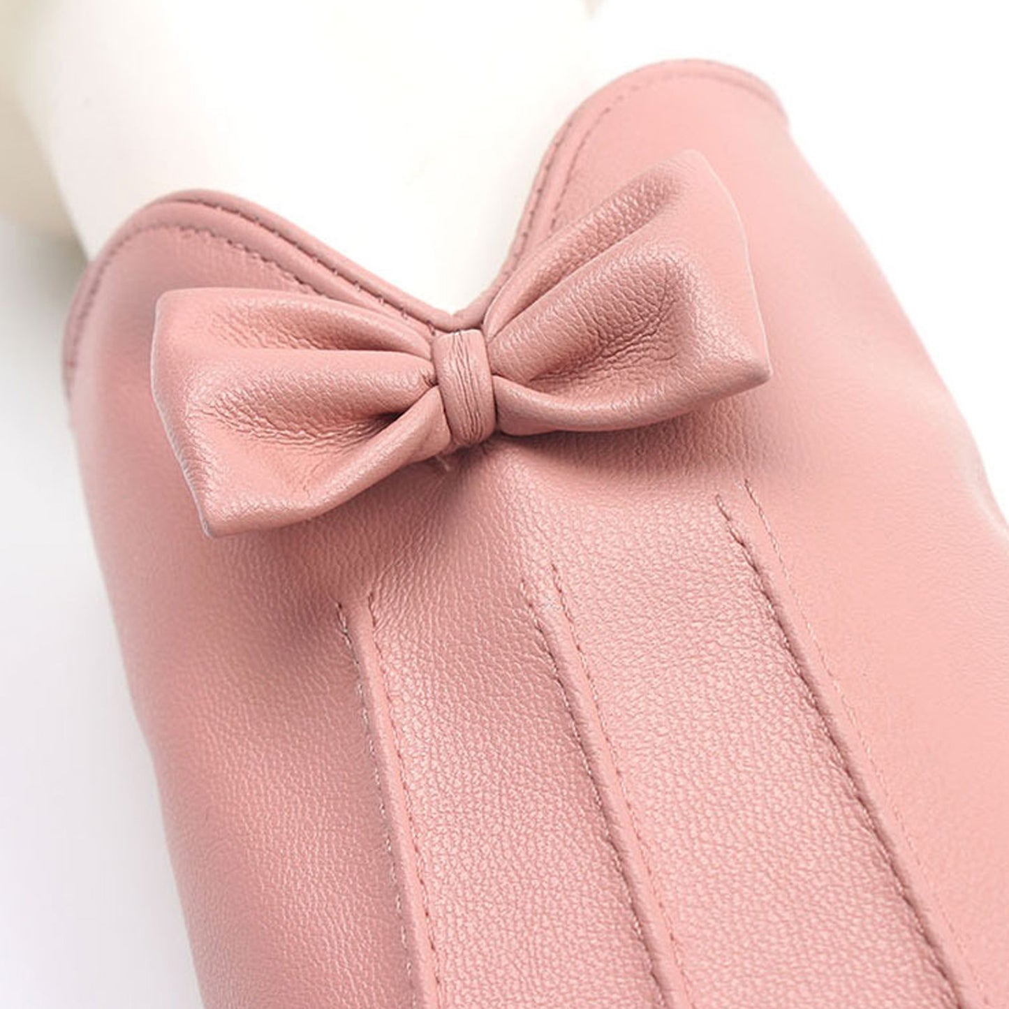 Solid Color Bowknot Seam Detail Thermal Vegan Leather Touch Screen Wrist Gloves - Quaworth