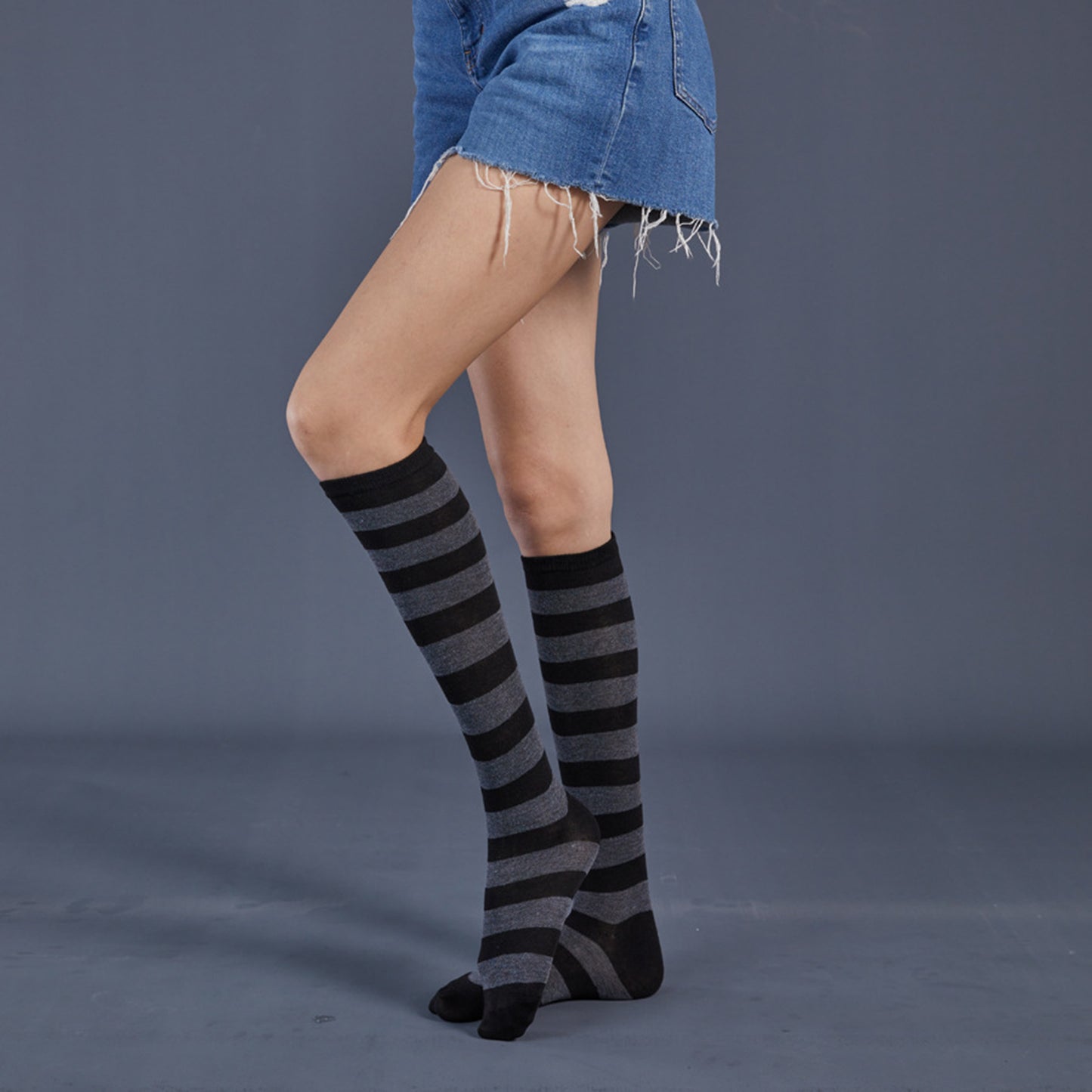 Three Bar Stripe Medium Tube Stocking - Quaworth