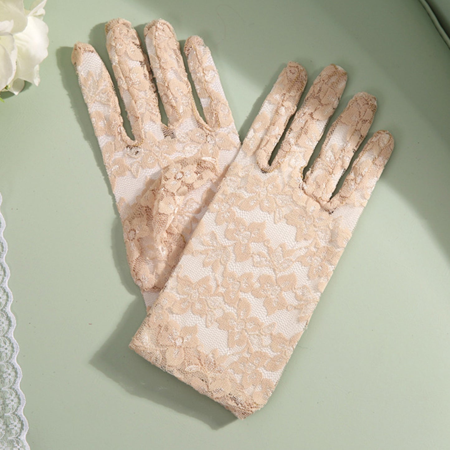 Lace Floral Jacquard Wrist Gloves - Quaworth