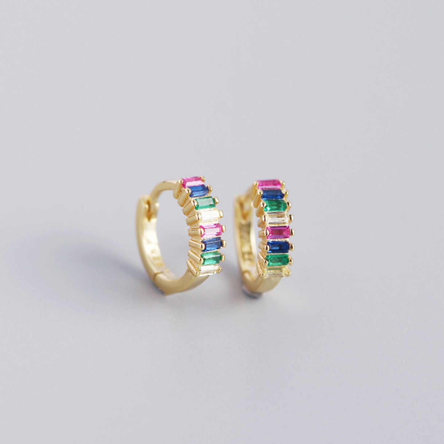 Sterling Silver Zircon Hoop Earrings - Quaworth