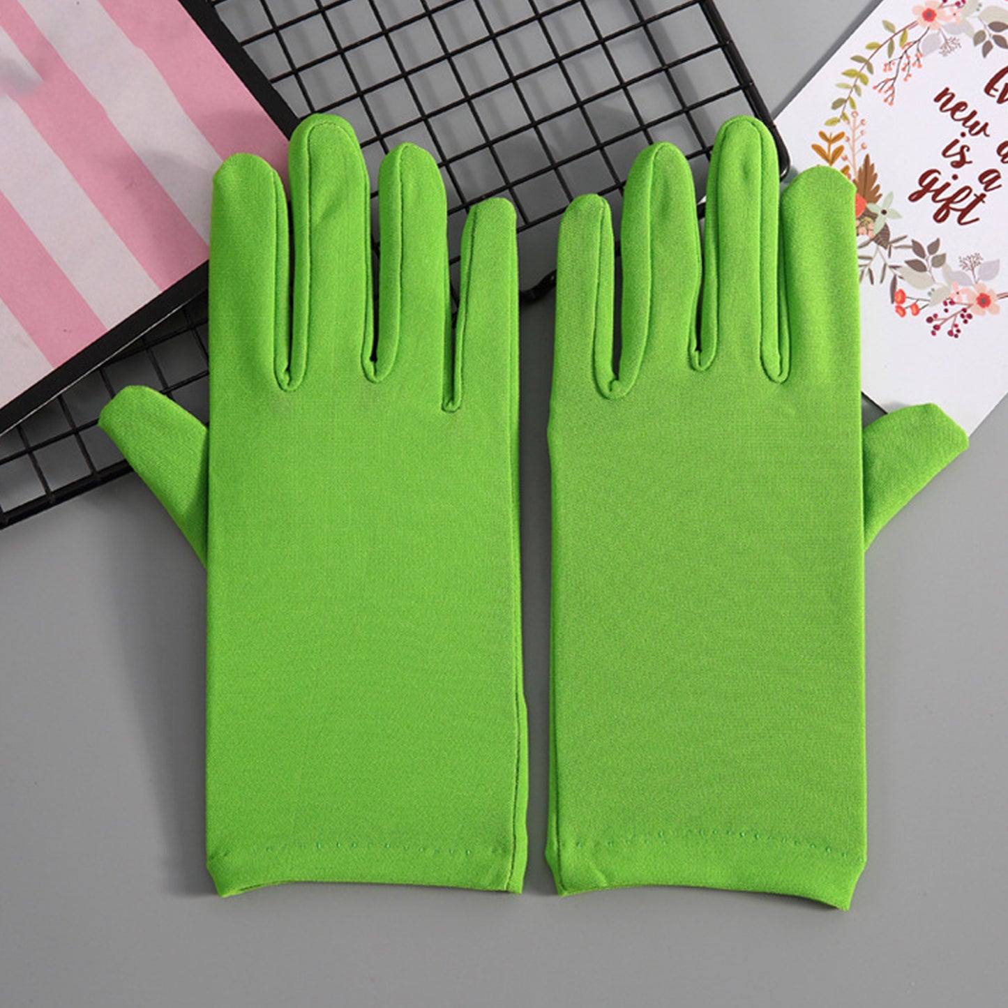 Milk Fiber Solid Color Wrist Gloves - Quaworth