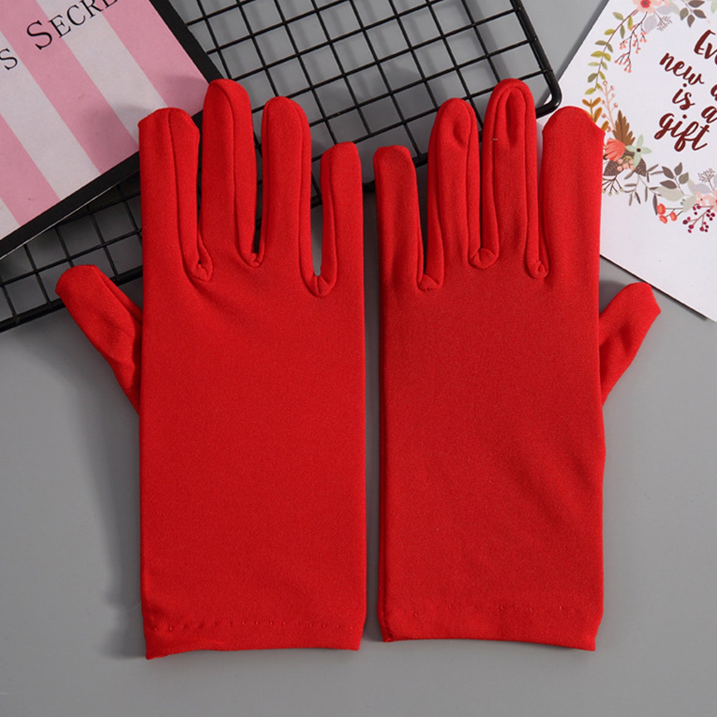 Milk Fiber Solid Color Wrist Gloves - Quaworth