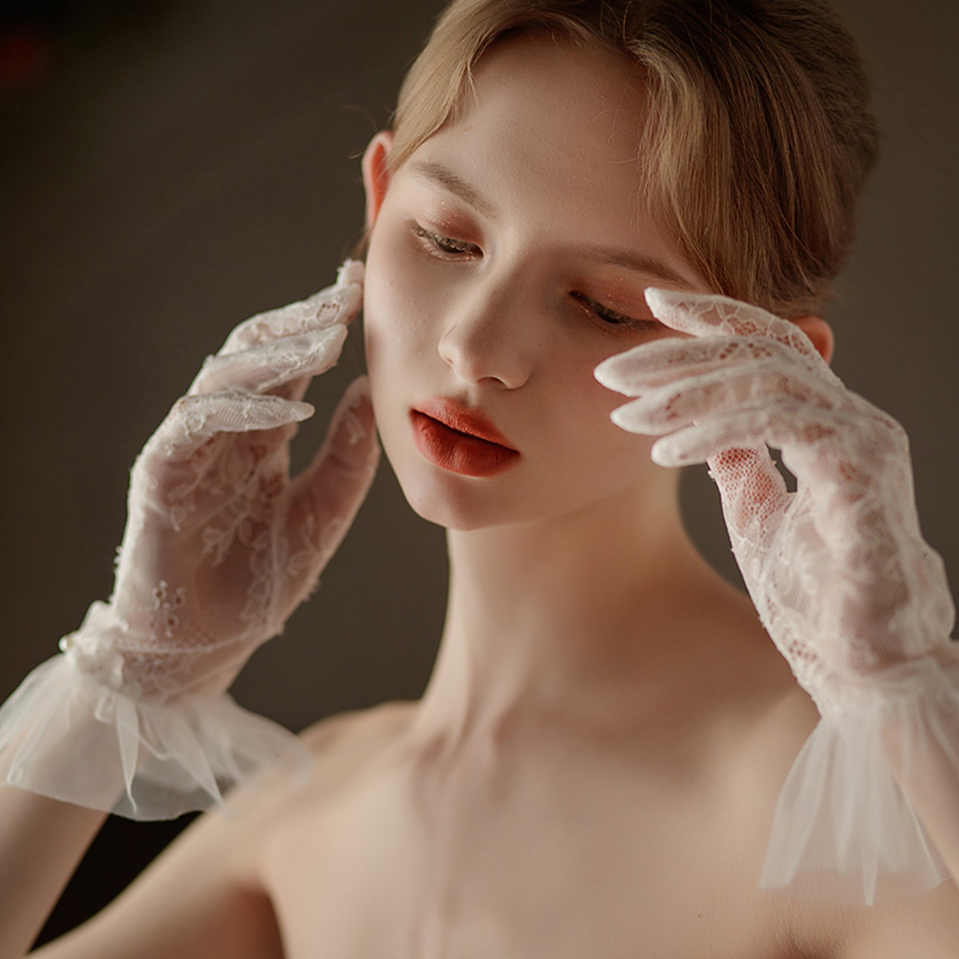 Lace Floral Ruffle Cuff Pearl Wrist Gloves - Quaworth