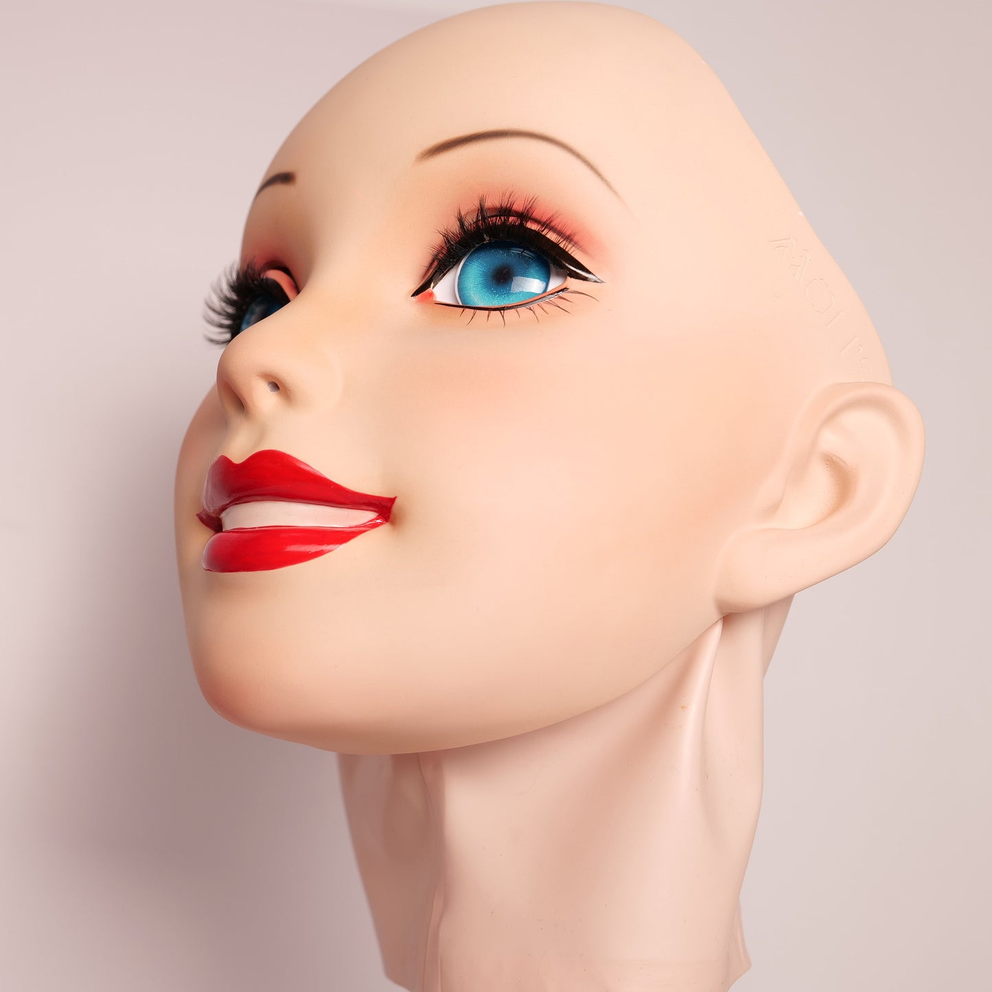 Máscara Queena Kigurumi