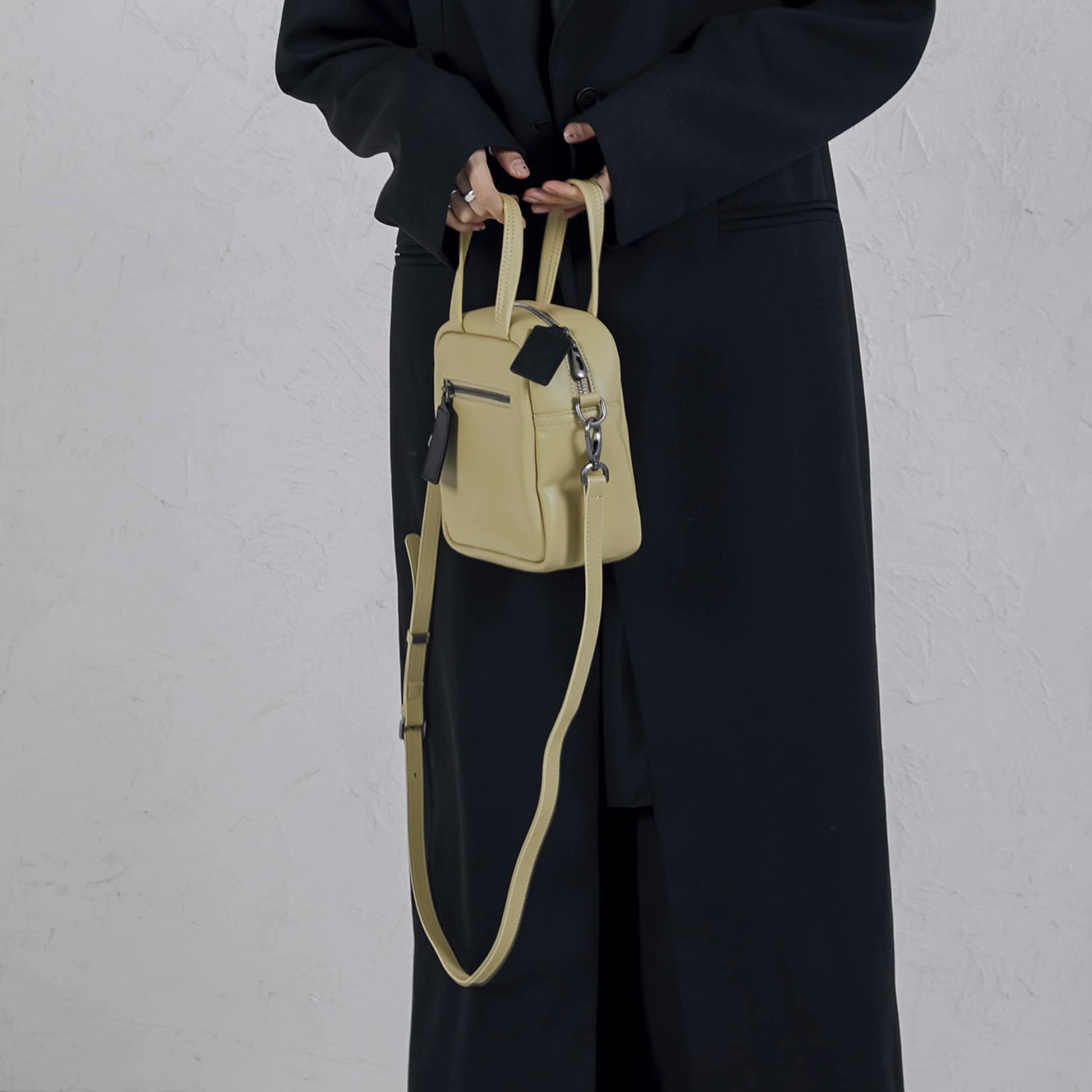 Black Sugar Cream Crossbody Rounded Corner Square Bag - Quaworth