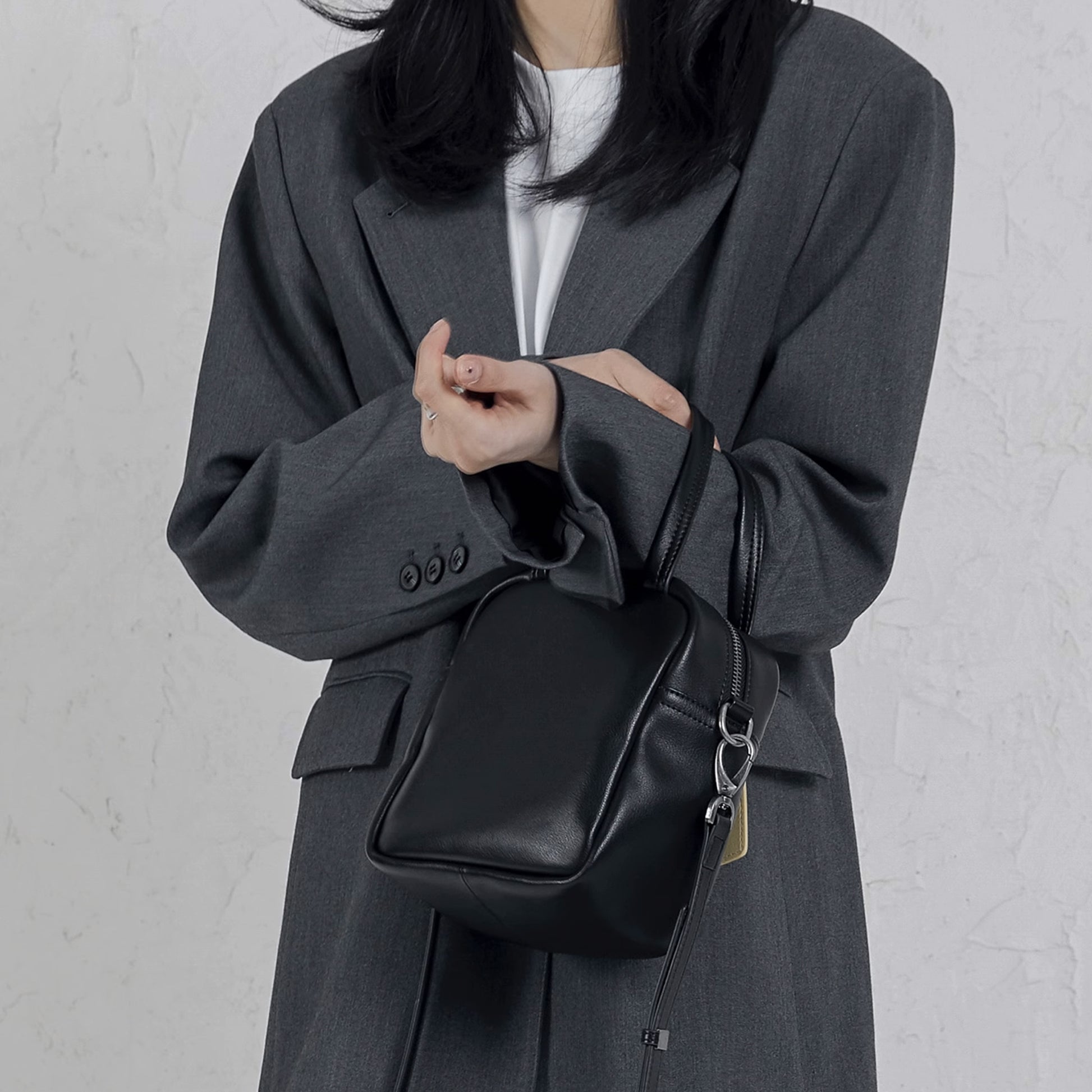 Black Sugar Cream Crossbody Rounded Corner Square Bag - Quaworth