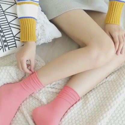 Solid Color Loose Crew Socks