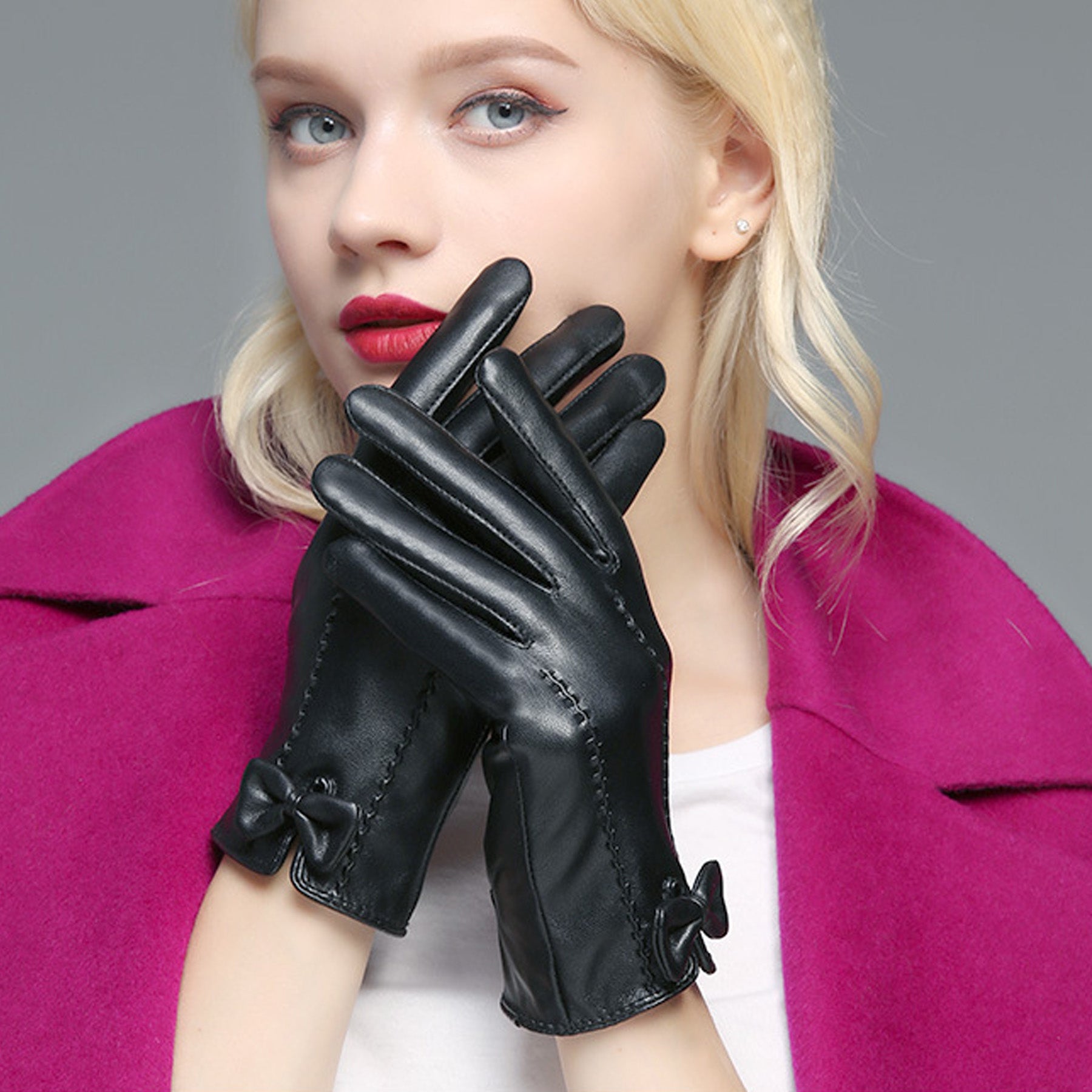 Solid Color Bowknot Seam Detail Thermal Vegan Leather Touch Screen Wrist Gloves - Quaworth