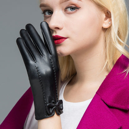 Solid Color Bowknot Seam Detail Thermal Vegan Leather Touch Screen Wrist Gloves - Quaworth