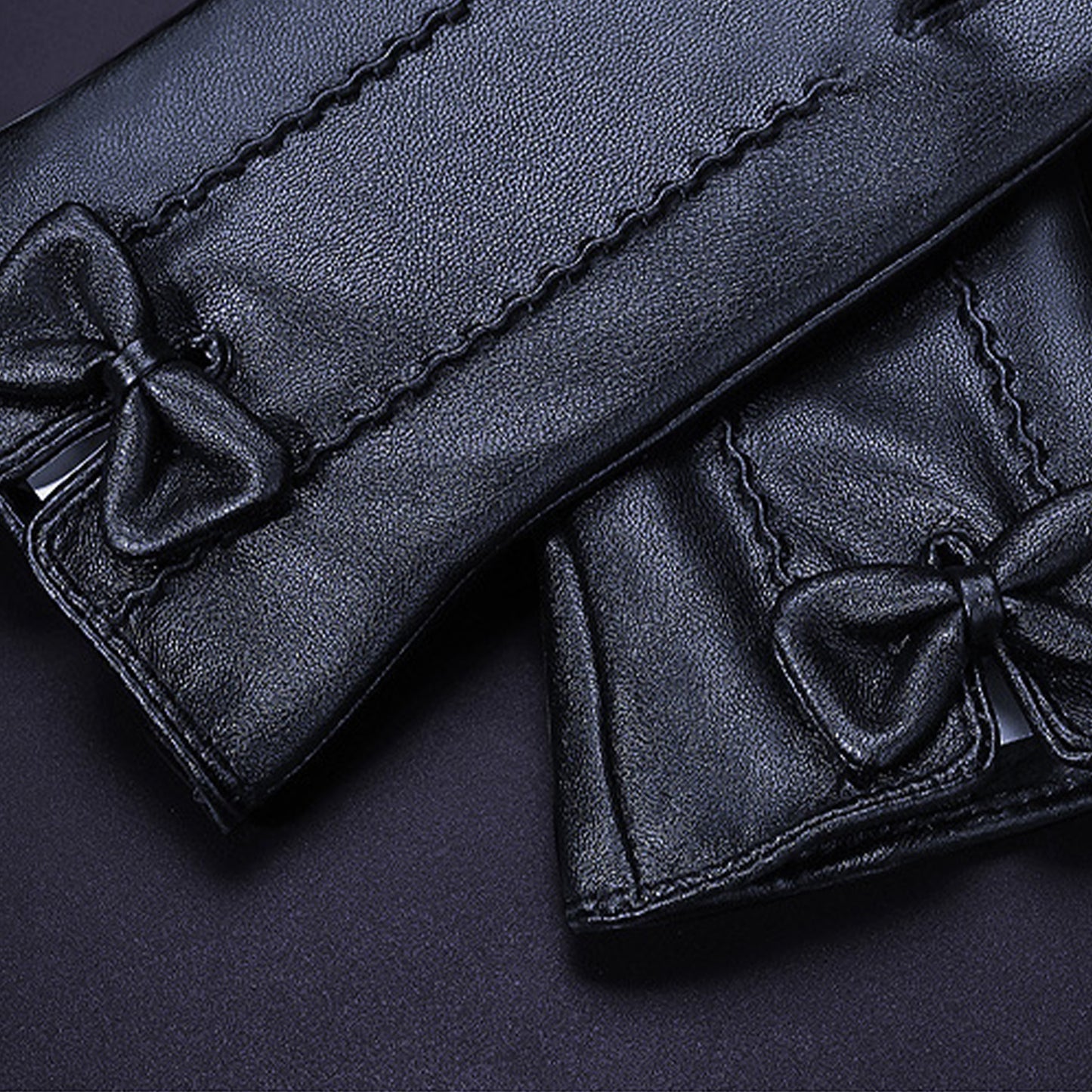 Solid Color Bowknot Seam Detail Thermal Vegan Leather Touch Screen Wrist Gloves - Quaworth